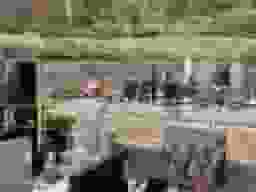 唐崎霊苑