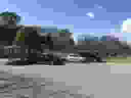 庄和苑　広い駐車場