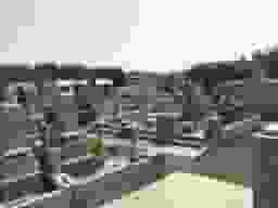 鳴子墓地