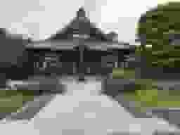 辰巳山墓苑