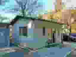 玉澤霊廟