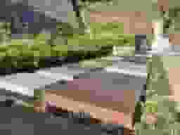 岡部るりやま墓苑