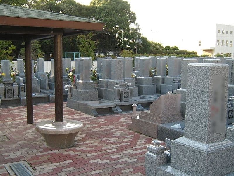 伊丹東霊園 一般墓・樹木葬・永代供養墓