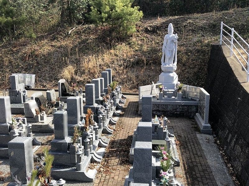 四軒茶屋墓地