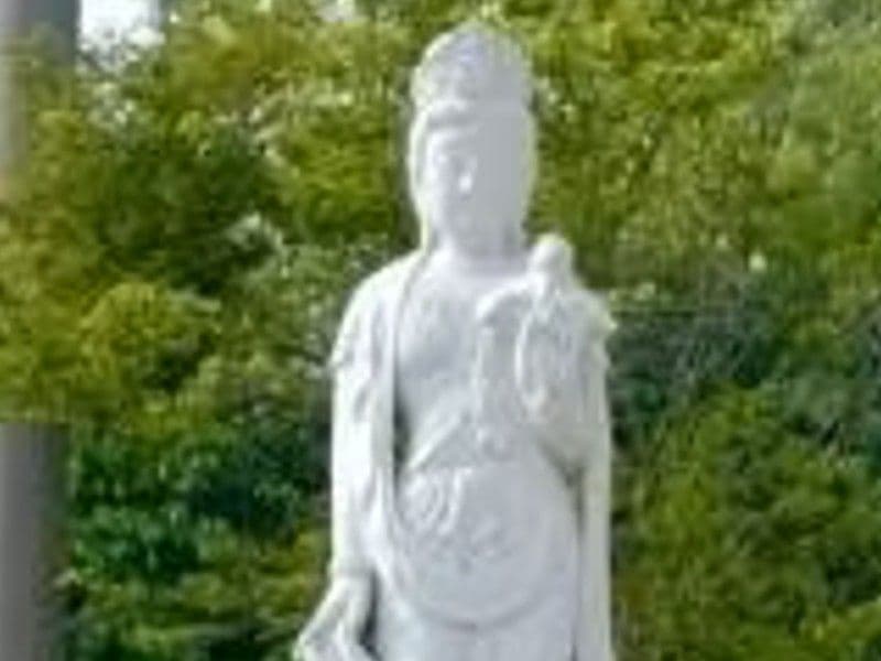 五月山緑地霊園