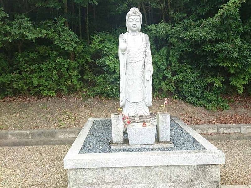 養田霊園 樹木葬スタイル「想華壇」