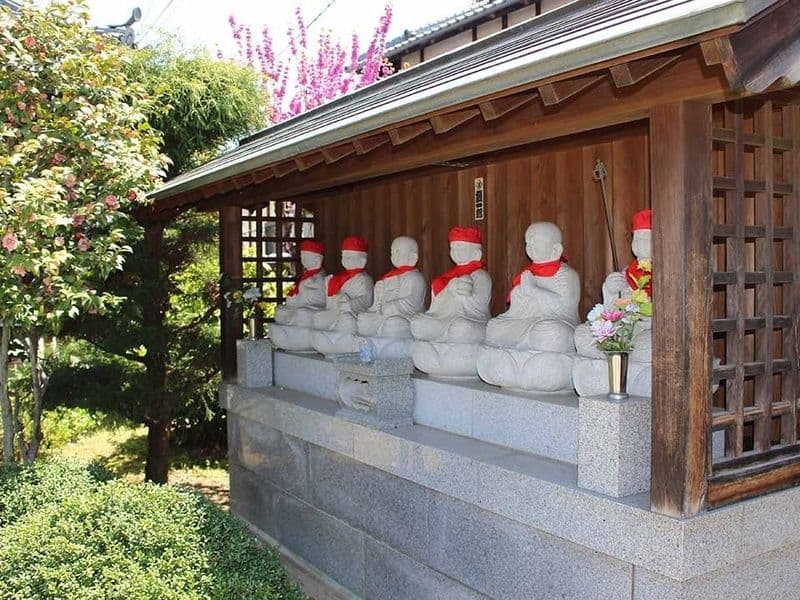 地蔵寺墓地