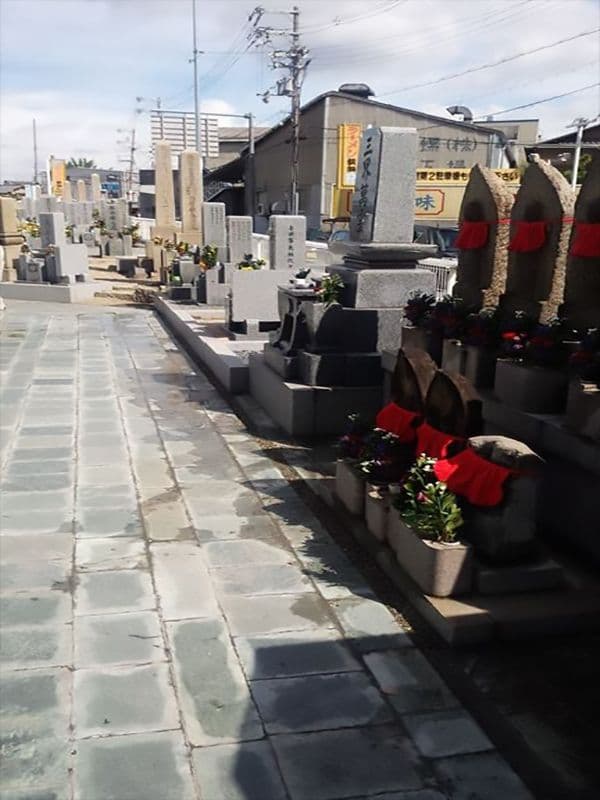 長田西墓地