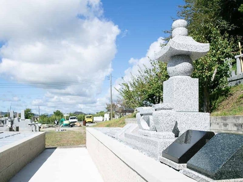 たてやま樹木葬 〜あぶり霊園〜