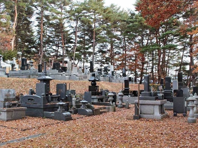 佐久穂町営 八千穂霊園