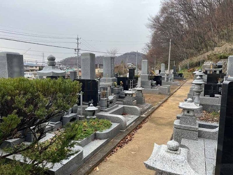 唐崎霊苑