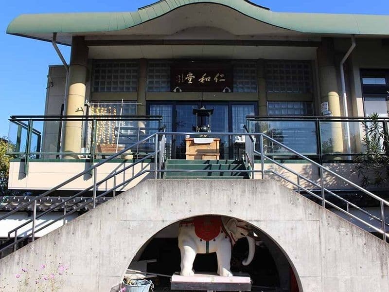 大英寺墓地