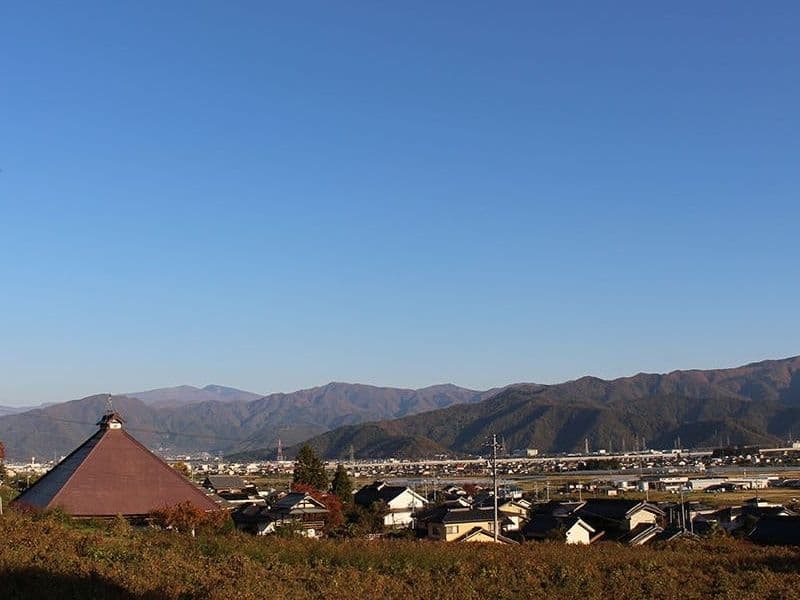 真蔵寺墓地
