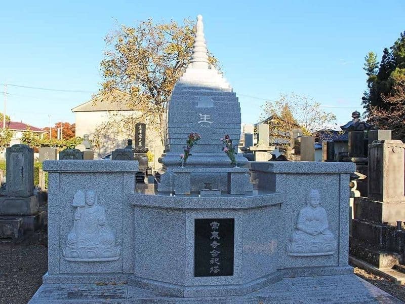 常泉寺墓地