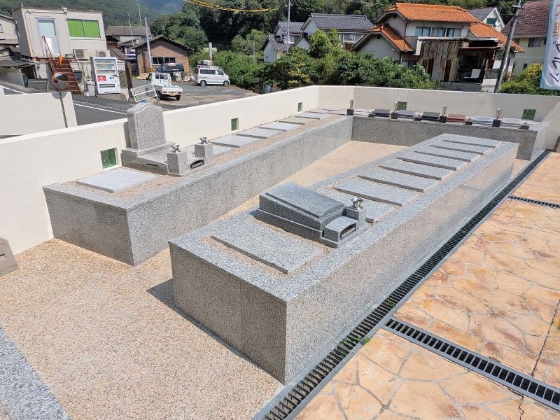 西江原霊園