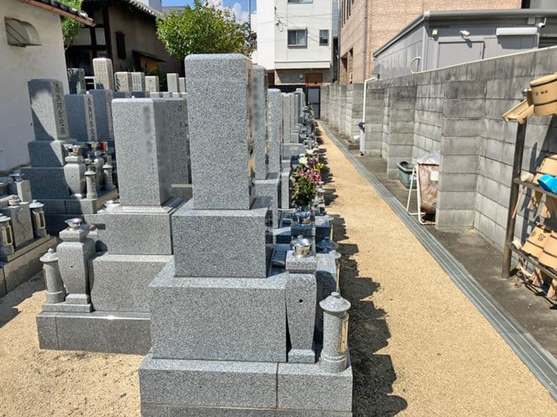 恩楽寺霊苑