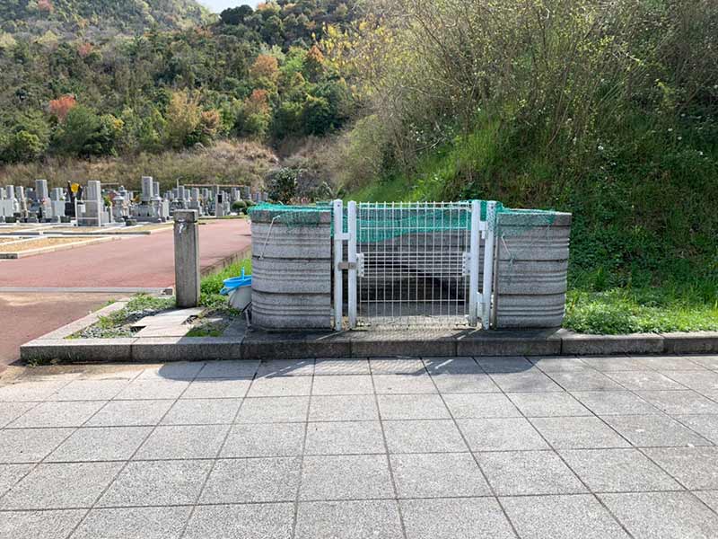 高松市六ッ目公園墓地