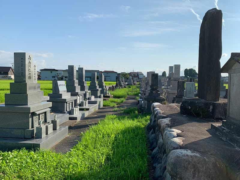 高岡市営 戸出墓地