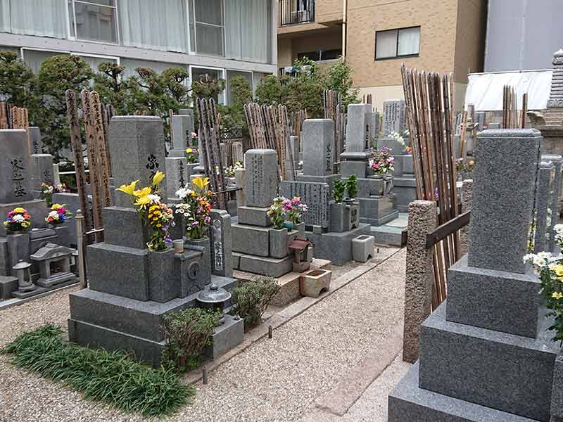 長久寺墓地