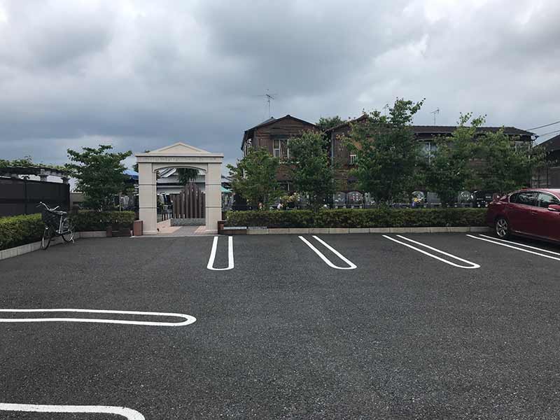 シムティエール山手の杜　駐車場にある入口