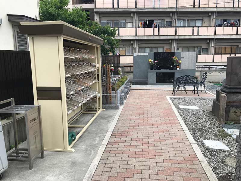 シムティエール山手の杜　バリアフリー設計の参道