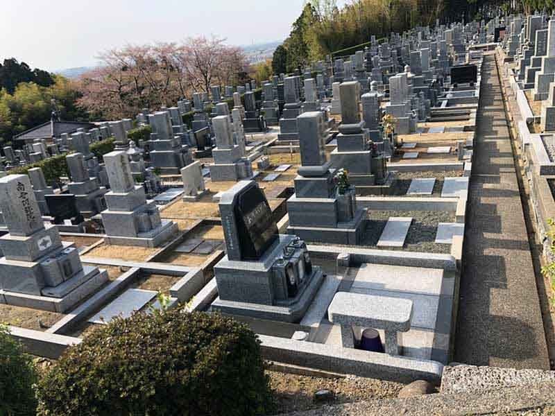 額菩提樹苑