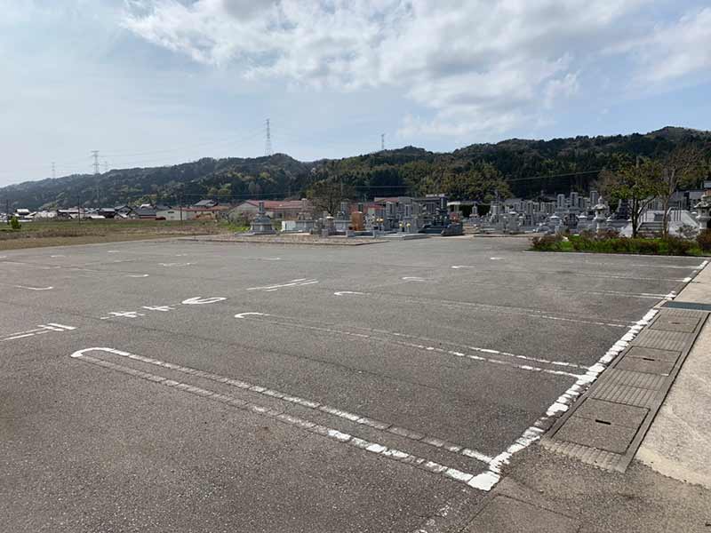 中能登町営 文崎墓地公園