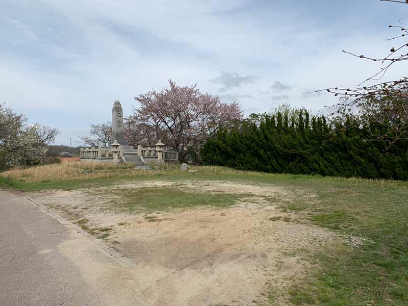 宝達志水町営 奉祖見霊園