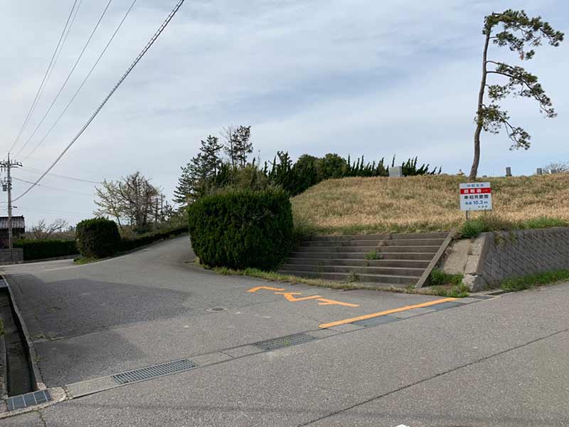 宝達志水町営 奉祖見霊園