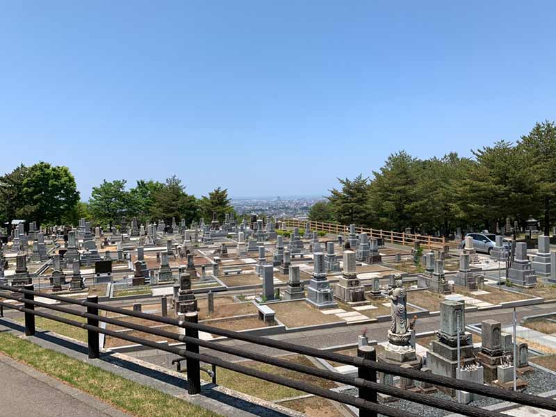 金沢市営 野田山墓地