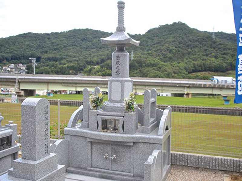 座王平墓苑