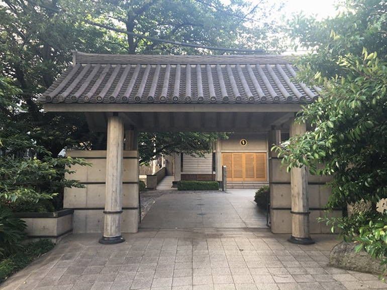 瑠璃光寺 ふれあいの碑