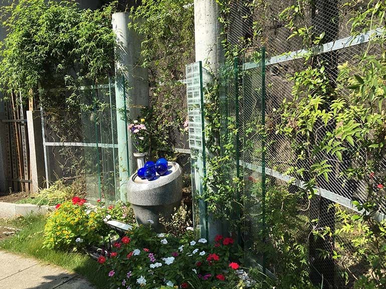 瑠璃光寺 ふれあいの碑