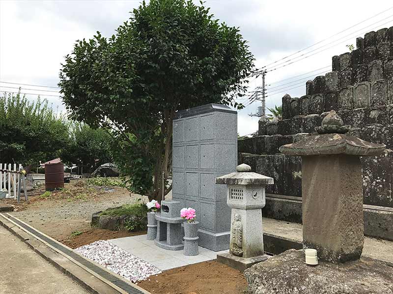 保国寺 のうこつぼ