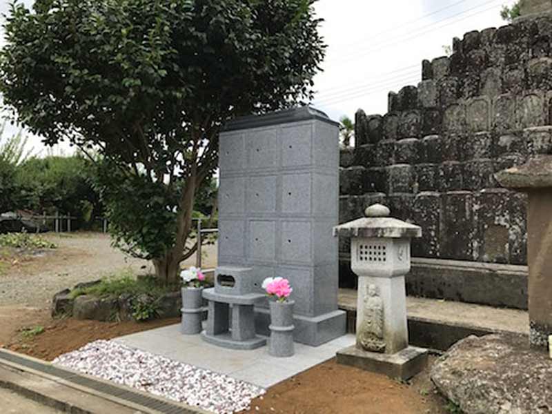 保国寺 のうこつぼ