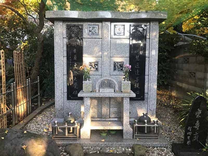 安樂院 のうこつぼ