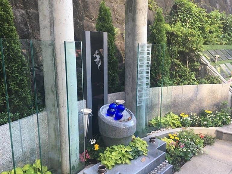 瑠璃光寺 ふれあいの碑