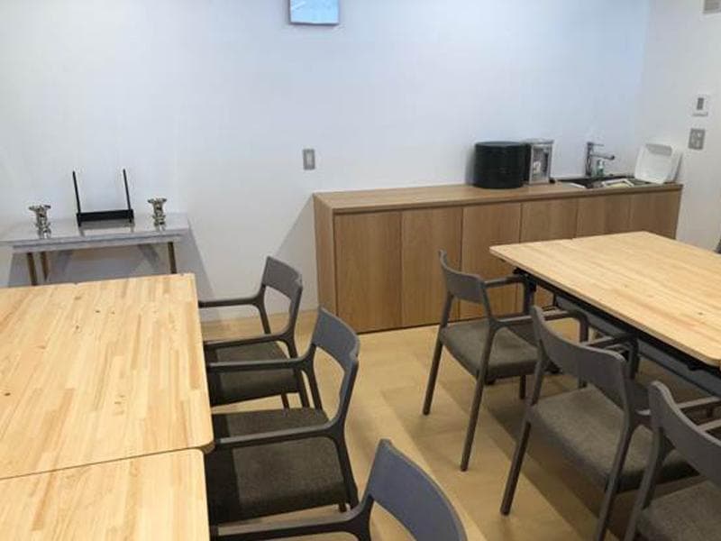 横浜市営 日野こもれび納骨堂　施設内の休憩所