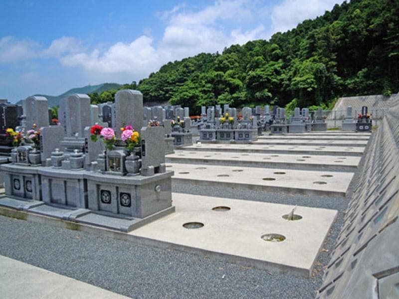 黒崎小嶺霊園