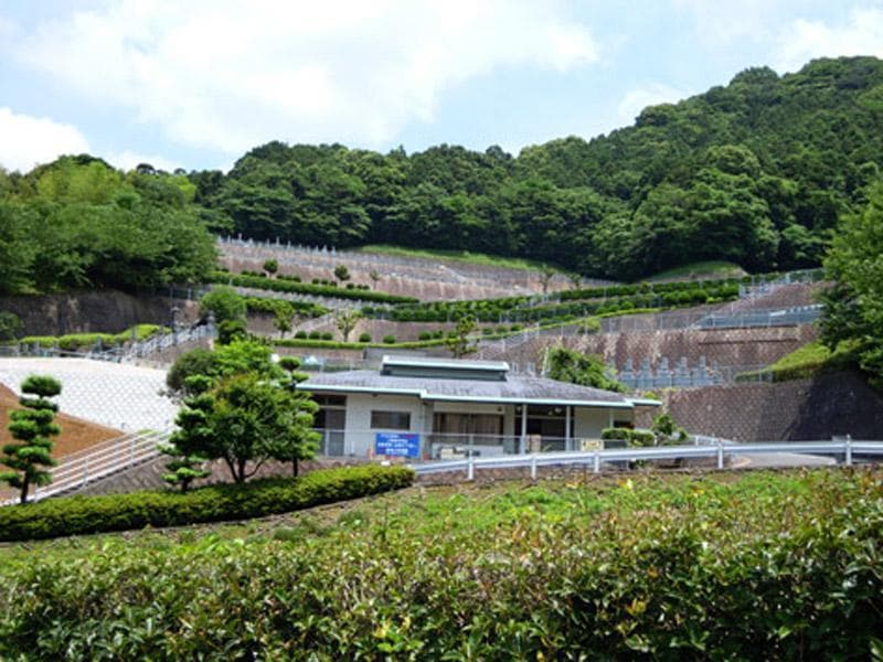 黒崎小嶺霊園