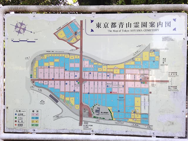 青山霊園の案内図