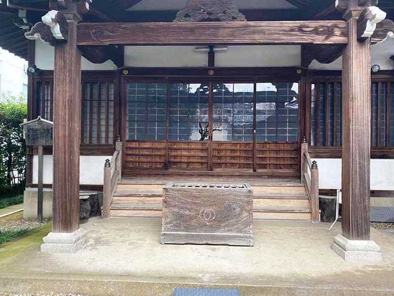 蓮乗院　本堂入口