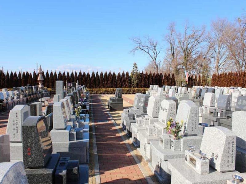 南川越霊園　開放感のある墓域