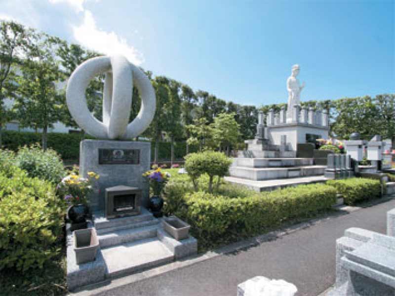 仏子聖地霊園　永代供養墓「一燈陵」と「一燈合祀墓」