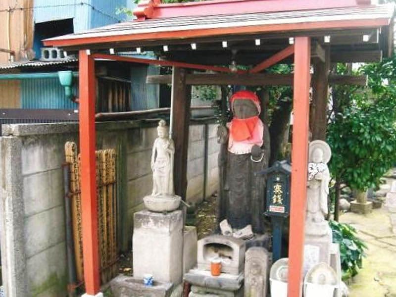 専念寺　石仏の地蔵尊