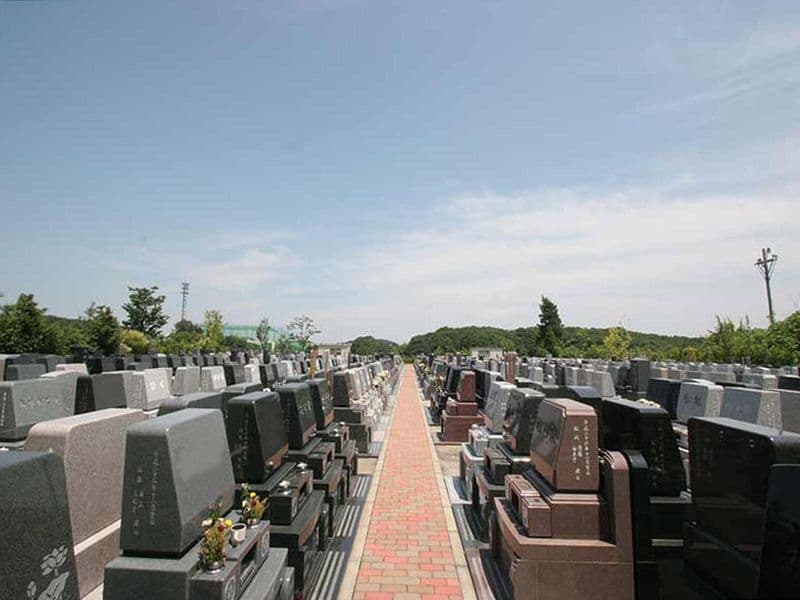 横浜あさひ霊園　日当たりの良い明るい墓域