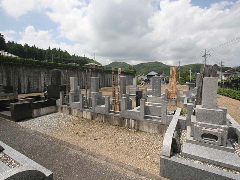 小川町青山メモリアルパーク　まだ余裕のある区画