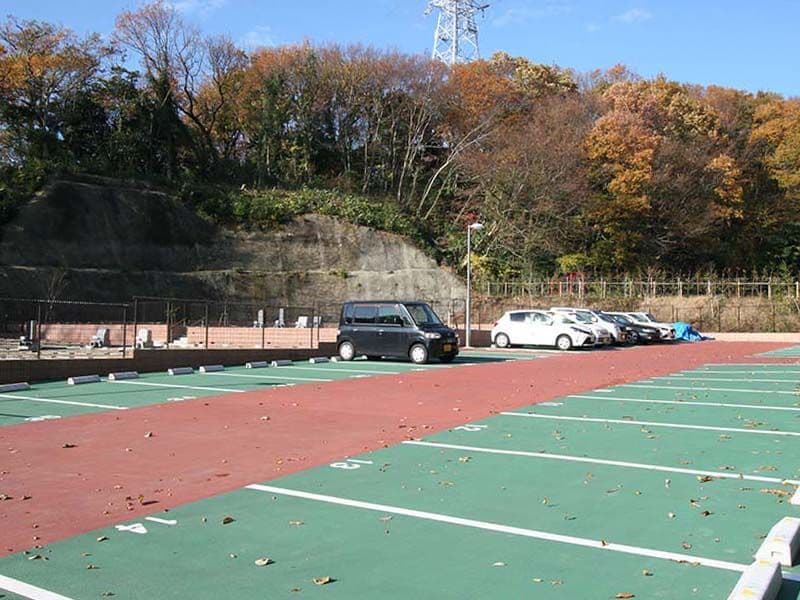 メモリアルパーク大磯　広い平置き駐車場