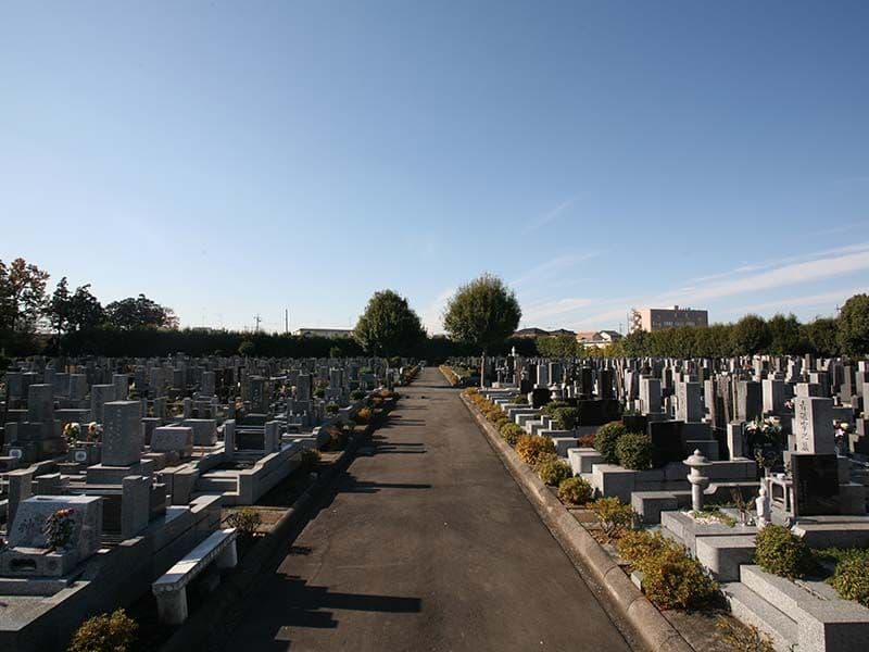 仏子聖地霊園　開放的な墓域