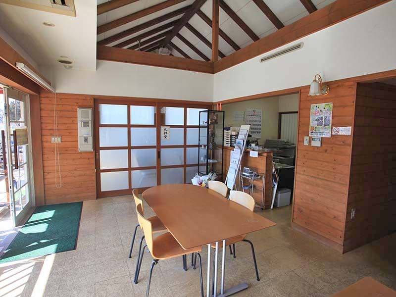野田さくら霊園　清潔感がある室内